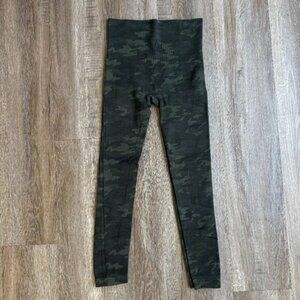 Spanx Camo High Waisted Leggings Medium